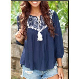 Tasseled 3/4-sleeve Panel Top