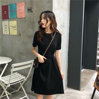Short-sleeve Knotted A-line T-shirt Dress