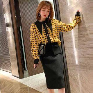Set: Flower Print Cardigan + Straight-fit Midi Knit Skirt