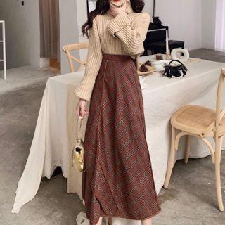 Turtleneck Ribbed Sweater / Plaid Midi A-line Skirt