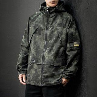 Camo Print Zipped Jacket