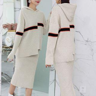 Set: Stripe Long-sleeve Knit Top With Hood + Knit Mini Skirt