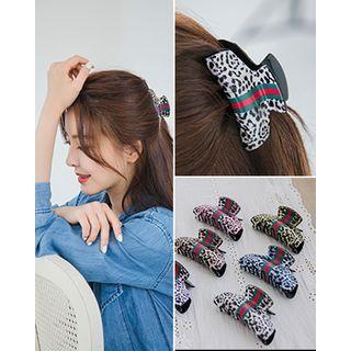 Striped Leopard Hair Claw