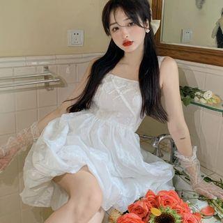 Sleeveless Square-neck Puffy A-line Dress