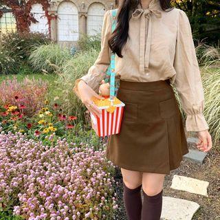 Pattern Knit Vest / Bell-sleeve Plain Blouse / High-waist Pleated Skirt