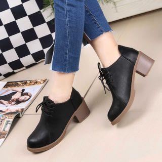 Block-heel Lace-up Oxford Pumps