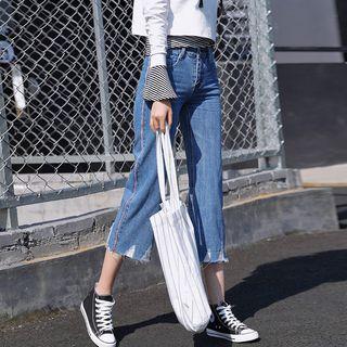 Distressed Hem Cropped Wide Leg Jeans
