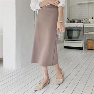 Textured Midi H-line Skirt