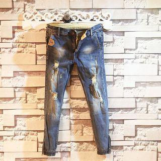 Distressed Slim-fit Gather-cuff Jeans