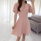 Puff-sleeve Tie-waist A-lien Dress