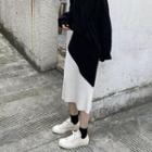 Two Tone Pleated Midi Knit Skirt Black & White - One Size