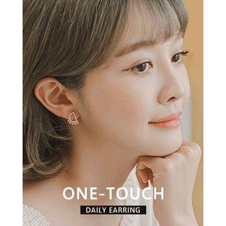 Rhinestone D-shape Ear Studs