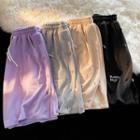 Button-side Loose Fit Shorts