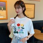 Flower Embroidered Short-sleeve T-shirt White - One Size