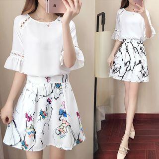 Set: Bell Elbow-sleeve Top + Printed A-line Skirt