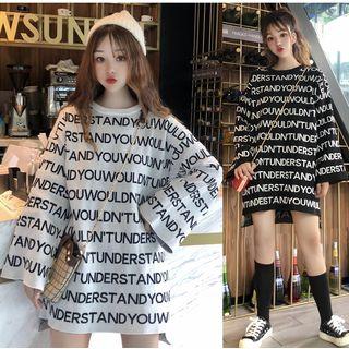 Boxy Lettering Long Sweater