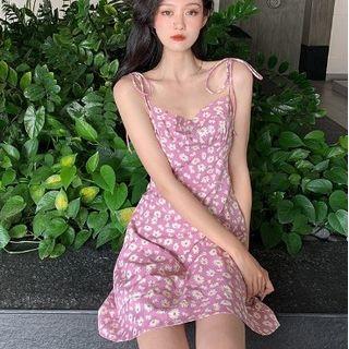 Tie-strap Floral Split Pinafore Dress