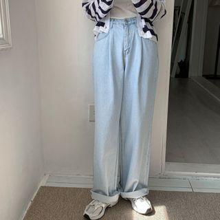 Pleated Washed Wide-leg Jeans