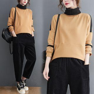 Long-sleeve Turtleneck T-shirt Camel - One Size
