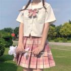 Short-sleeve Bow Shirt / Plaid A-line Skirt