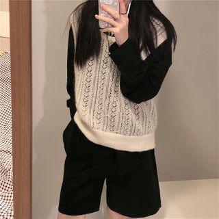 Pointelle Knit Vest / Plain Blouse