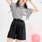 Set: Short-sleeve Gingham Blouse + Wide-leg Shorts