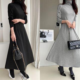 Turtleneck Napped Flared Maxi Dress