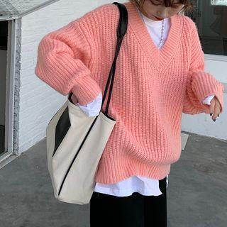 Chunky-knit V-neck Sweater