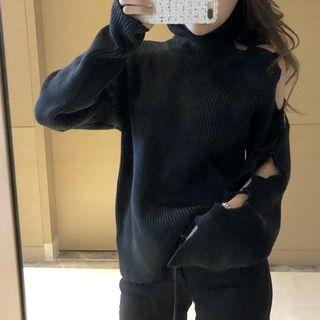 Cut-out Sleeve Sweater Black - One Size
