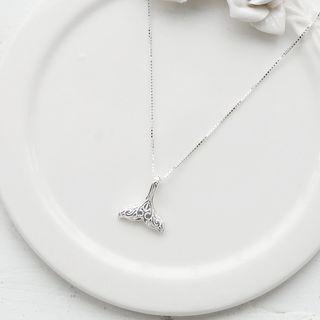 Tail Necklace