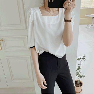 Square-neck Contrast-trim Blouse
