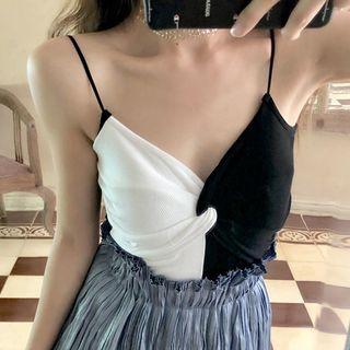Two-tone Spaghetti-strap Twisted Top