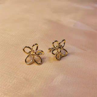 Flower Sterling Silver Cuff Earring