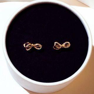 Knotted Ear Stud Gold - One Size