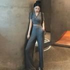 Set: Short-sleeve V-neck Top + Sweatpants