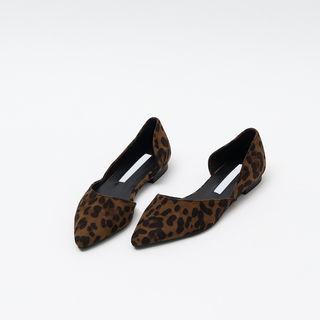 Faux-suede Pointy-toe Leopard Flats
