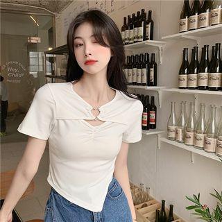 Short-sleeve Heart Cutout Slim-fit Top