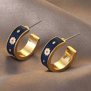 Flower Alloy Open Hoop Earring 2185 - 1 Pair - White Flowers - Black & Gold - One Size