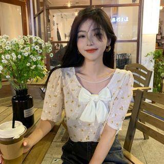 Elbow-sleeve Ribbon Floral Print Top