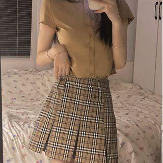 Short-sleeve Button-up Cropped T-shirt / Plaid Mini Pleated Skirt