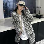 Geometric Pattern Cardigan Stripe - Gray & White - One Size