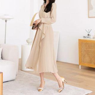 Ruffle-trim Pleated Panel Dress