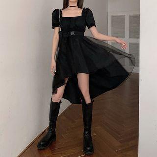Short-sleeve Square-neck Plain Mesh Hem Dress