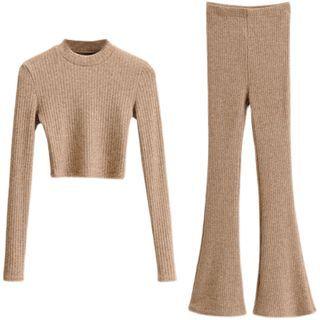 Set: Knit Top + Flared Pants