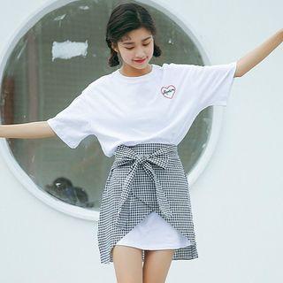 Set: Heart Embroidered Elbow Sleeve T-shirt Dress + Plaid Skirt