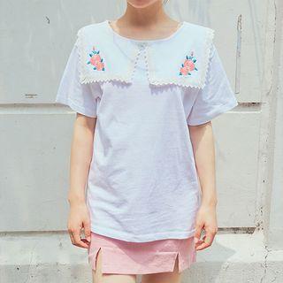 Lace-trim Collar Floral Embroidered Top