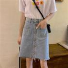 Frayed Hem Buttoned A-line Denim Skirt