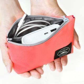 Iconic Series Charger Pouch