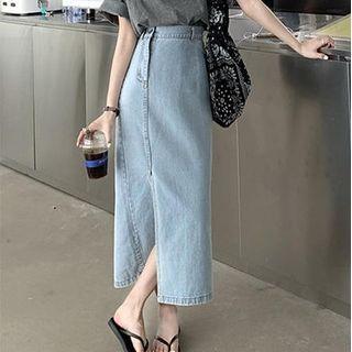 Set: Short-sleeve T-shirt + Denim Midi A-line Skirt