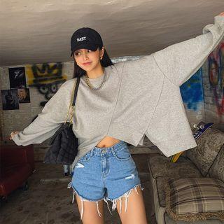 Overlock-stitch Asymmetric-hem Oversized Sweatshirt